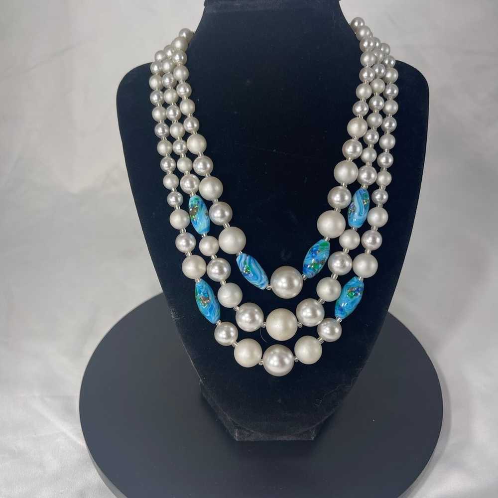 VTG mid century faux pearl blown glass necklace - image 2