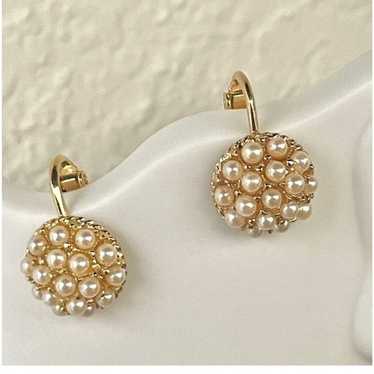 Gold tone pearl clip on earrings - image 1