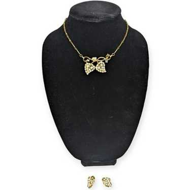 Vintage Necklace and Earring Set - image 1