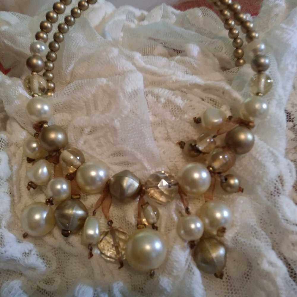 Vintage Gold And Pearls Dangle Choker - image 2