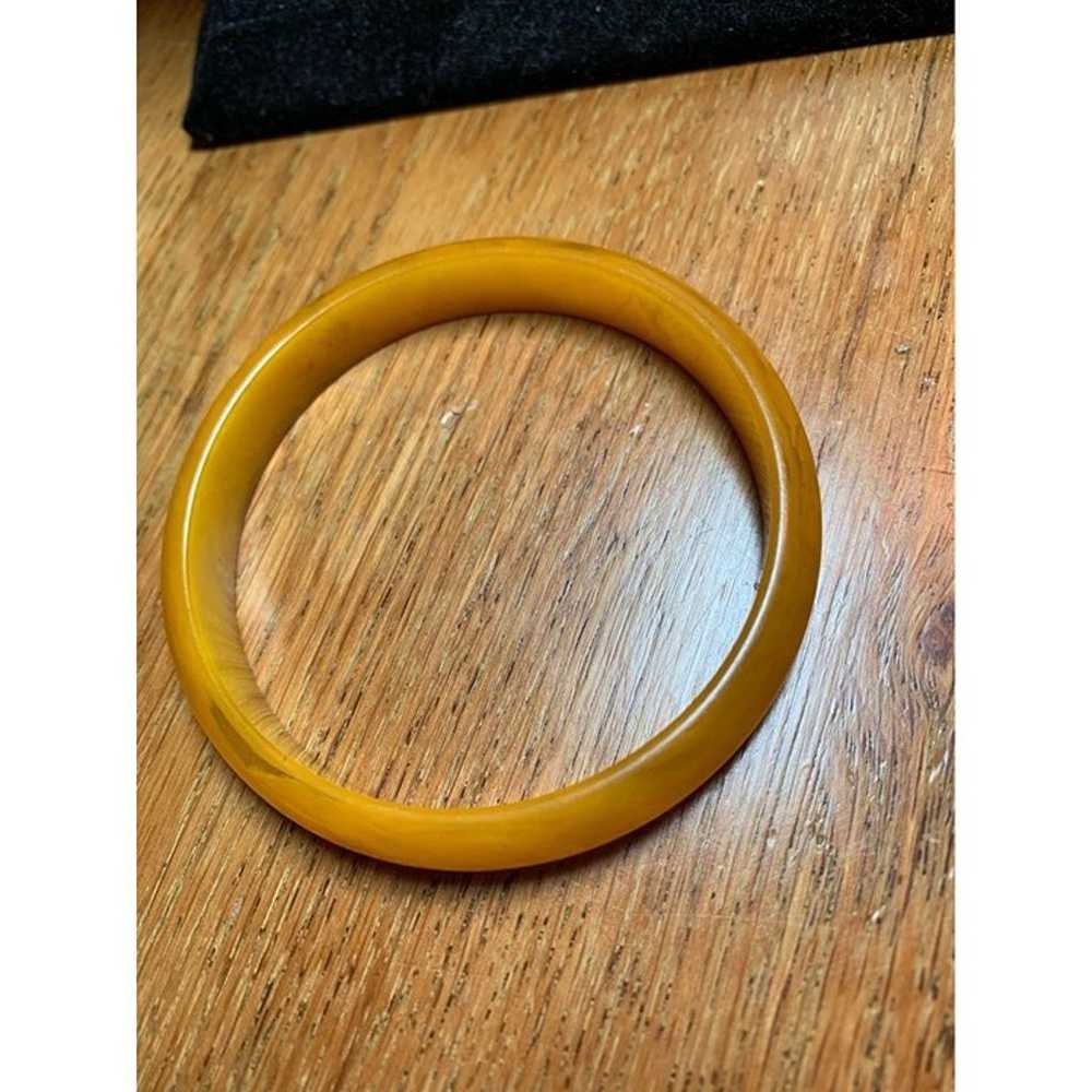 Marbled Butterscotch Bakelite Bracelet - image 4