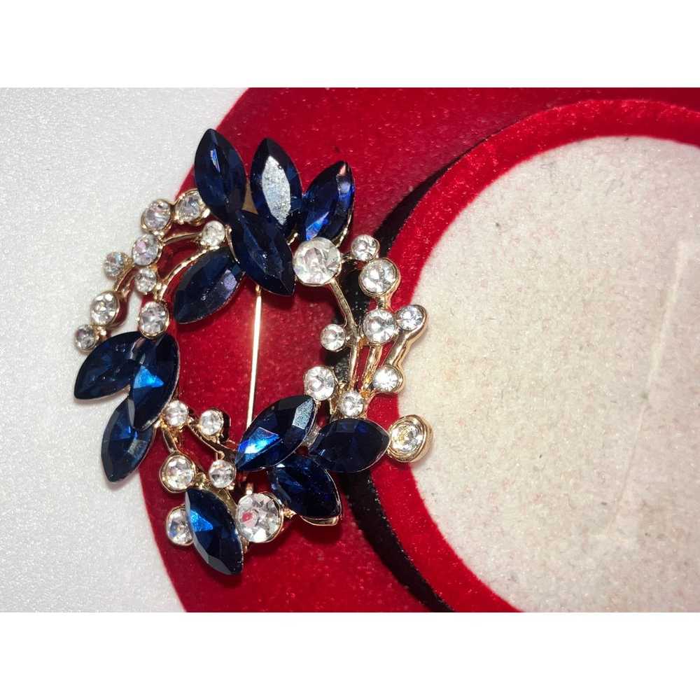 NWOT! Blue Crystal and Clear Rhinestone Wreath 1.… - image 5