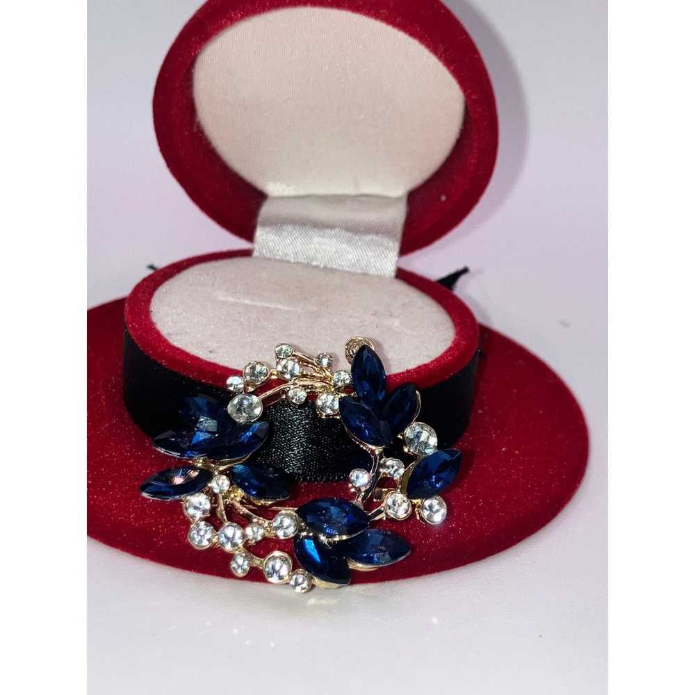 NWOT! Blue Crystal and Clear Rhinestone Wreath 1.… - image 6