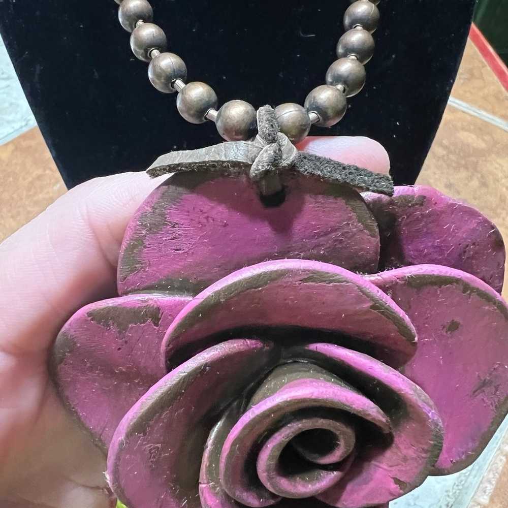 Sookie Sookie Vintage Cabbage Rose Necklace - image 3