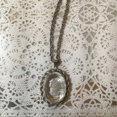 Vintage Crystal. Cameo