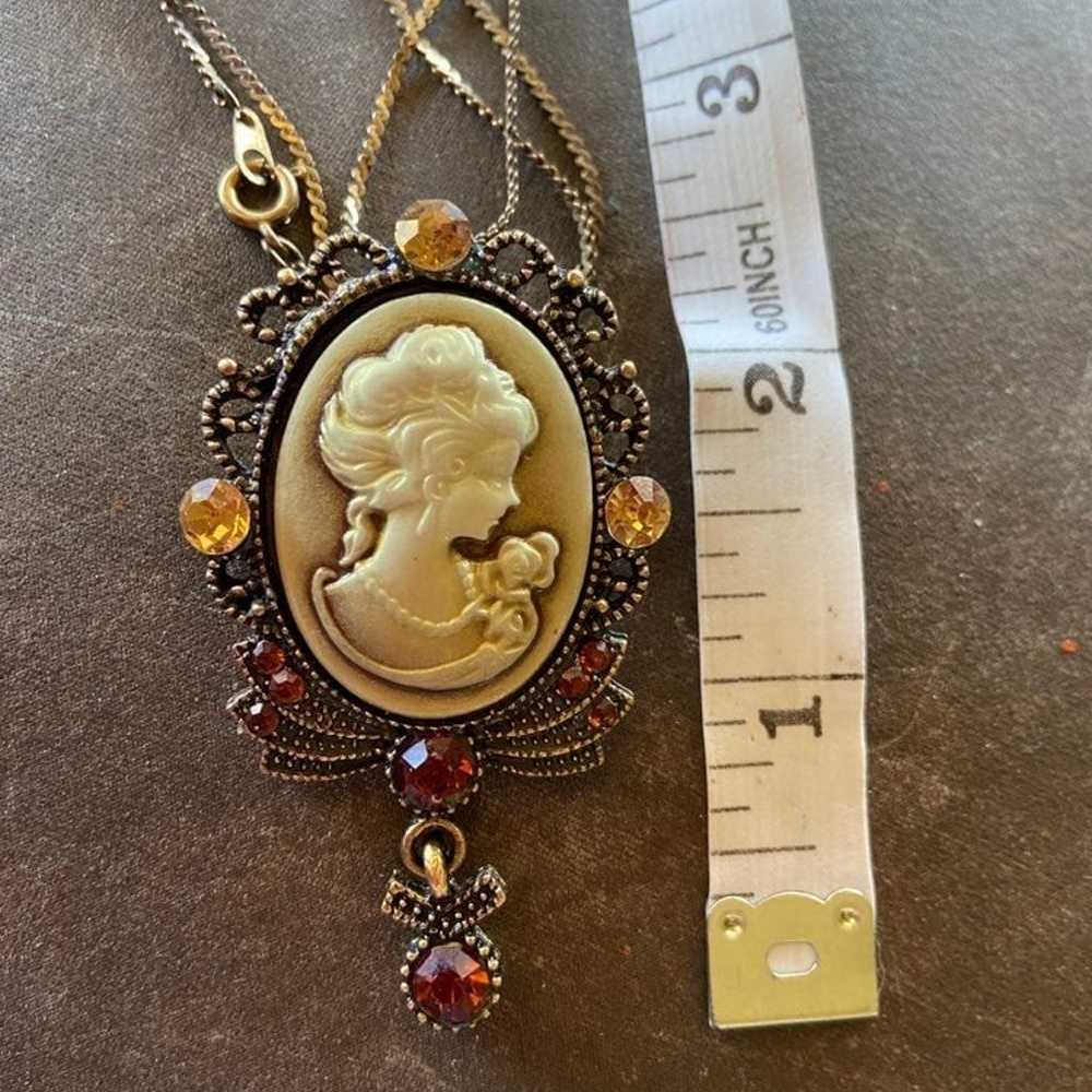 Victorian Cameo Brooch/Necklace - image 4