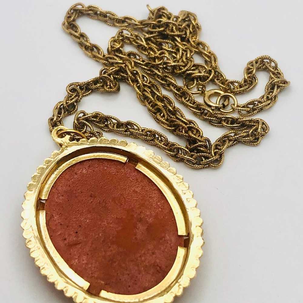 Vintage Carved Cameo Gold Tone Necklace - image 4