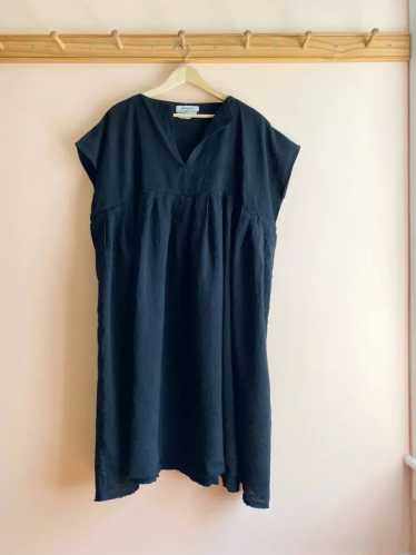 Veritecoeur Black Linen Smock Volume Dress (One…