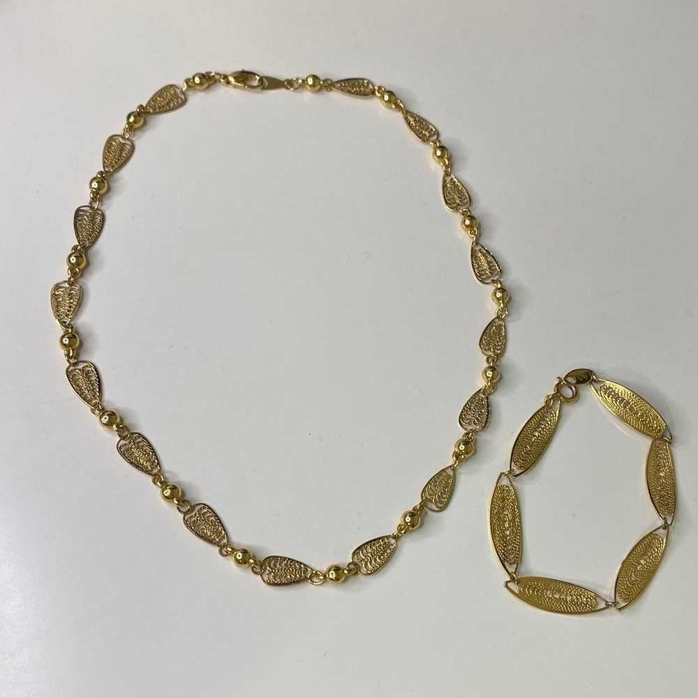 Gold Trifari TM leaf Necklace Bracelet - image 1