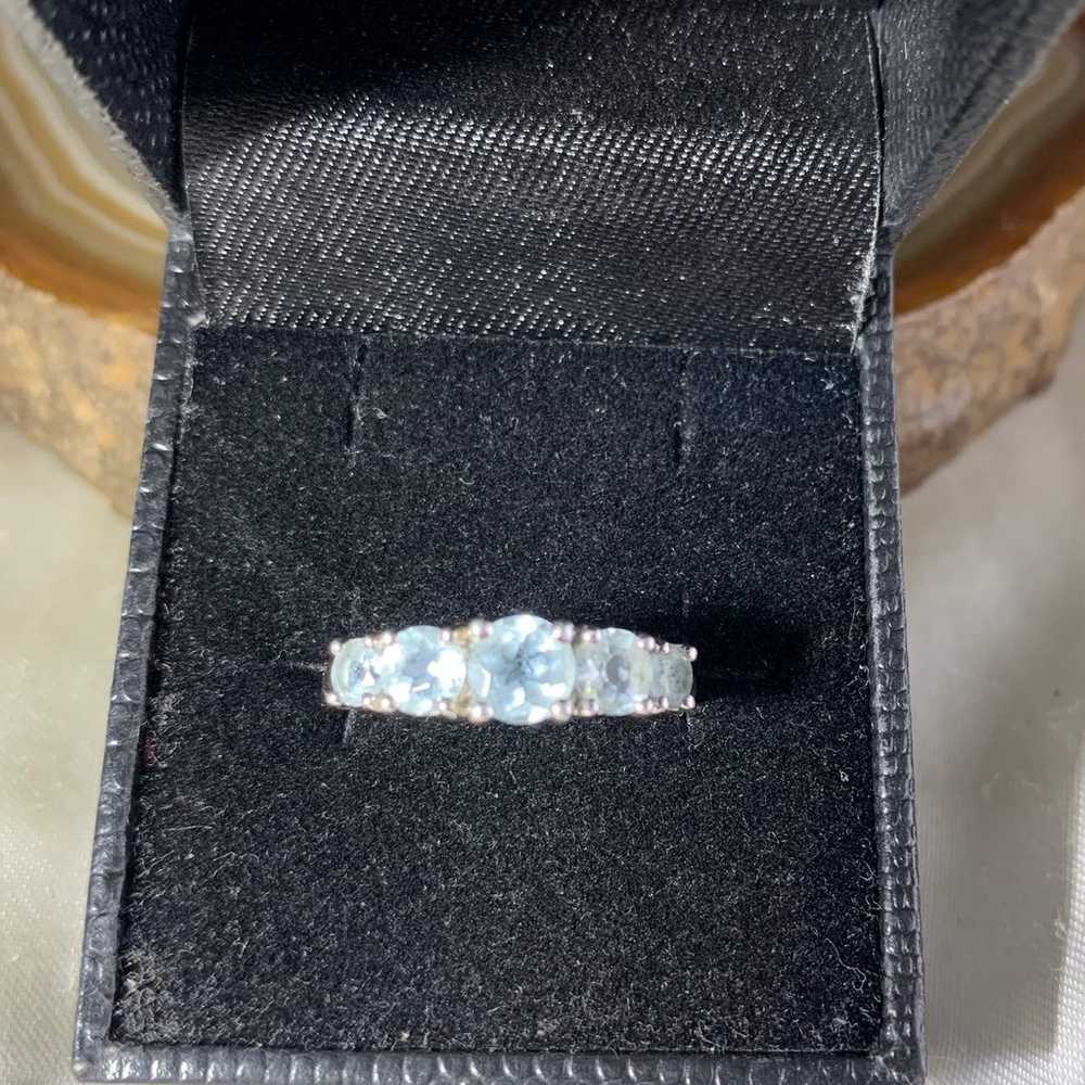 STERLING SILVER SKY BLUE TOPAZ VINTAGE RING SIZE 8 - image 1