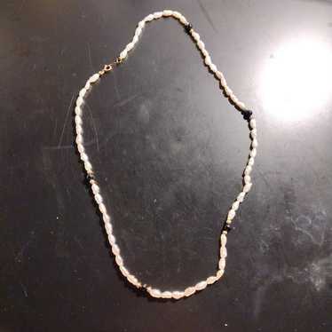 Vintage Rice Pearl Onyx & Gold 14kt  clasp