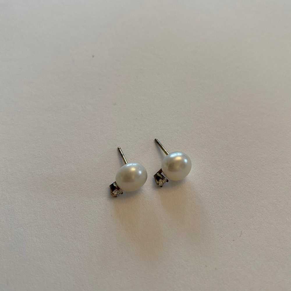 Diamond pearl stud Earrings - image 3