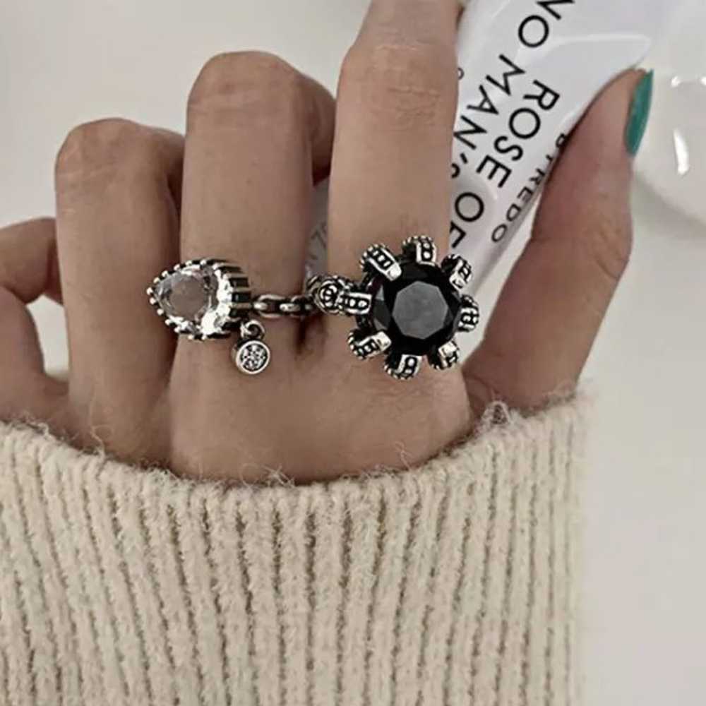 S925 Vintage Water Drop Black/White rings - image 3