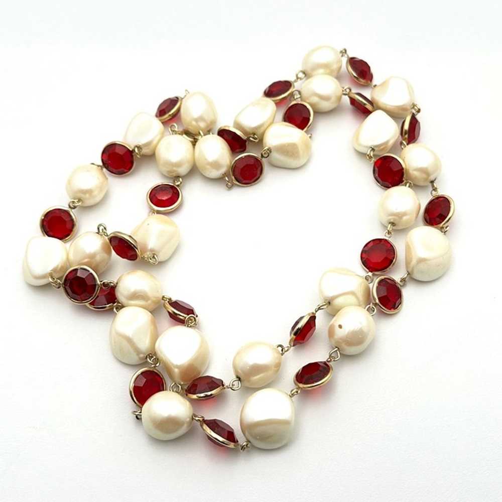 Womans Necklace Red Crystal Faux Pearl 34 Inch Go… - image 3