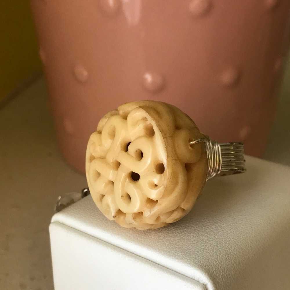 Vtg Carved Bakelite Style Oriental Patern Charm A… - image 1