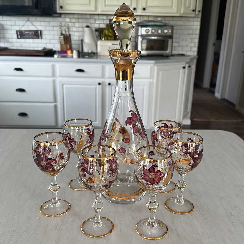 Vintage blown glass floral decanter with 6 glasse… - image 1