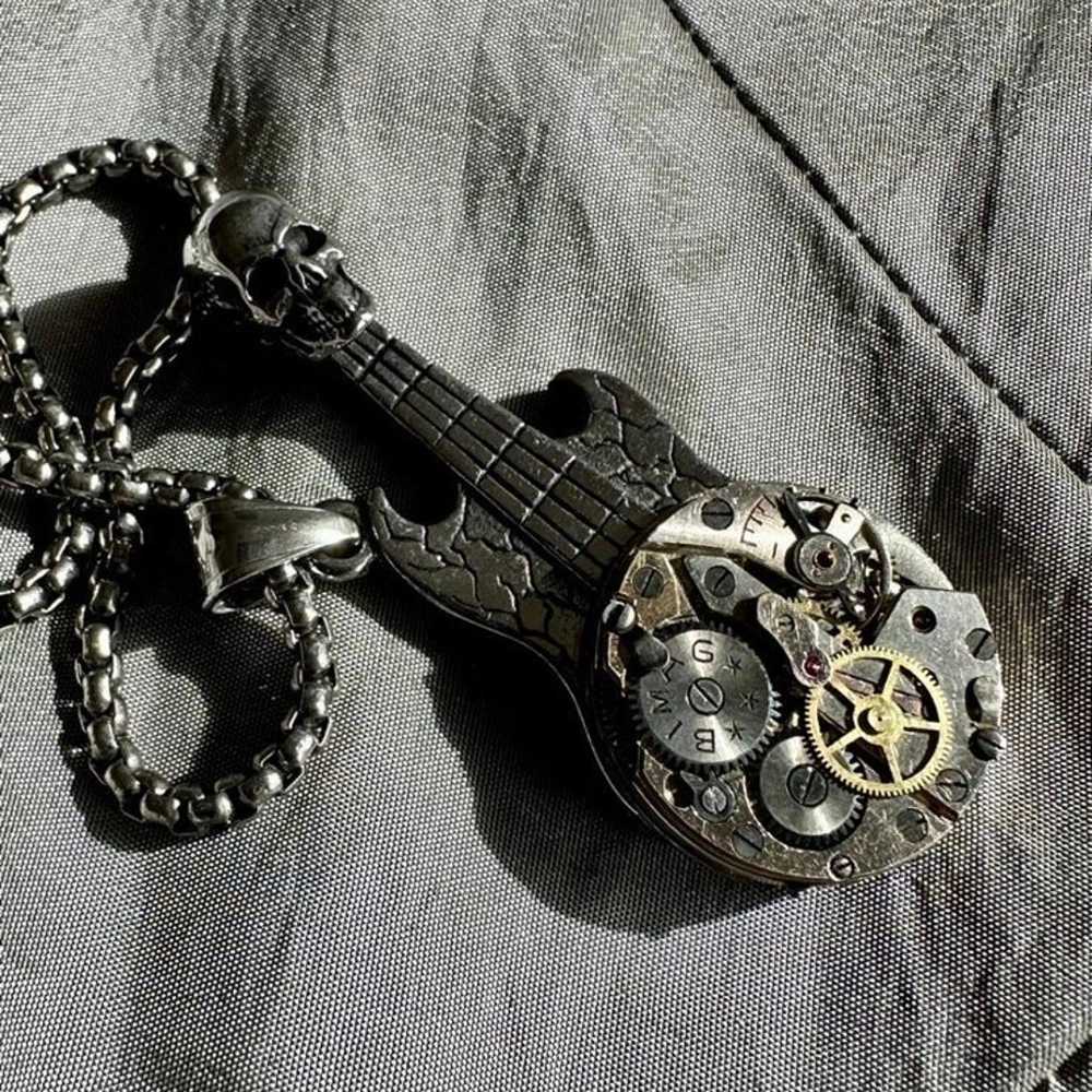 Steampunk Skull Guitar Standstill Timepiece Penda… - image 4