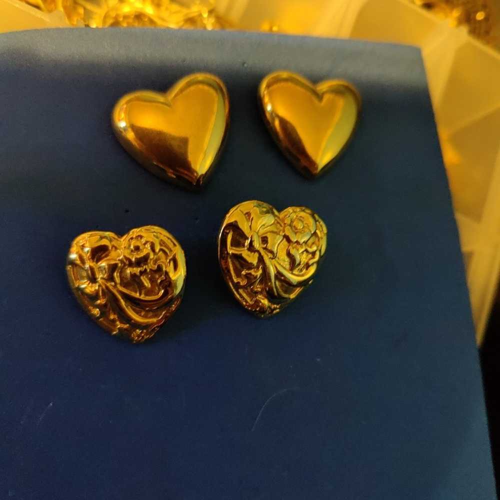 2 sets of beautiful earrings - image 1