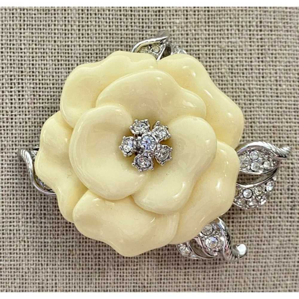 Nolan Miller Lara Cream Lucite Brooch Camellia Ro… - image 5