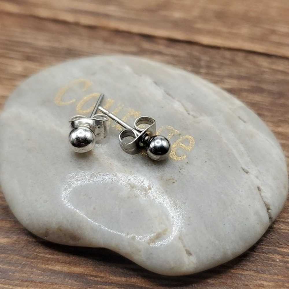 E311 silver tone bulb earrings nwt - image 1