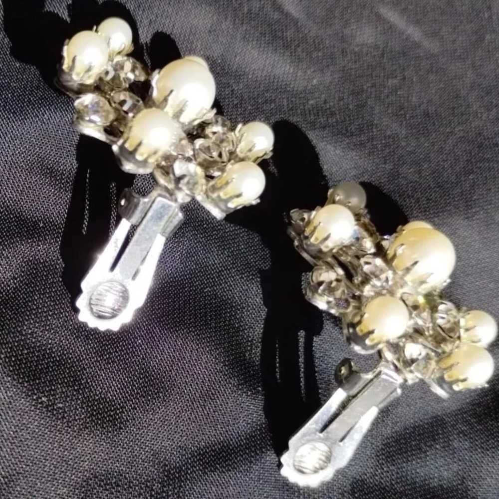 Vintage 50s  SNOWFLAKE pearl rhinestone cluster s… - image 4