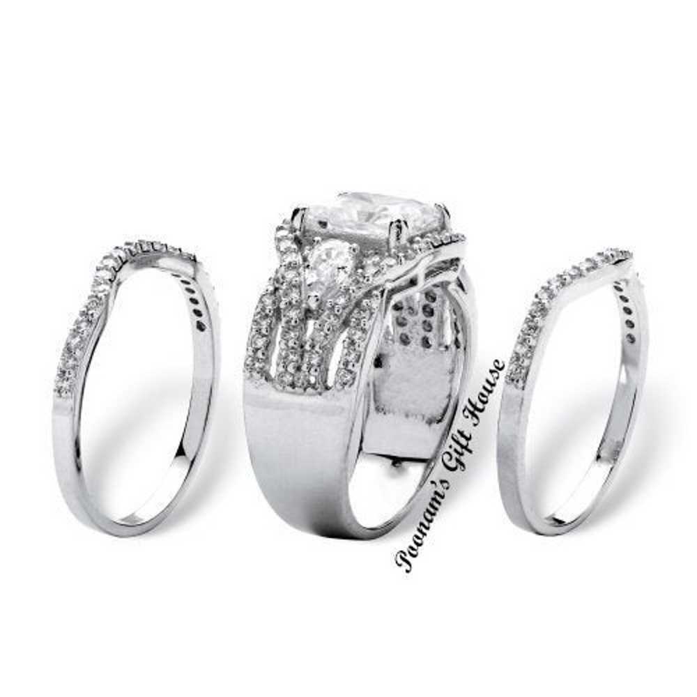 18K White Gold Princess Cut Diamond Ring - image 3