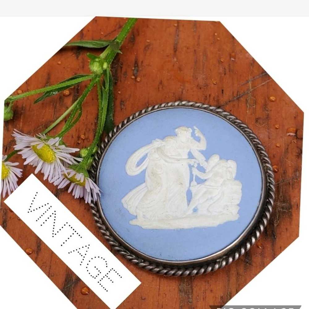 Vintage sterling Wedgewood cameo - image 1