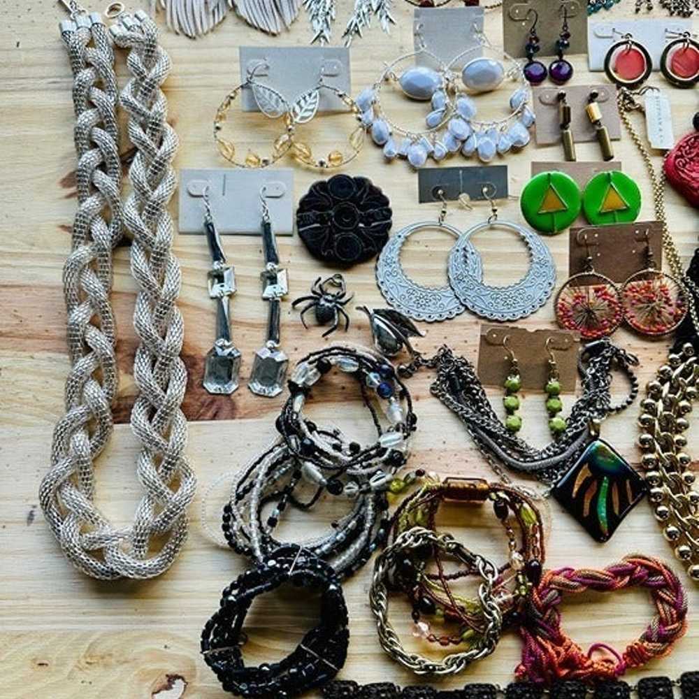 Jewelry Lot Variety / 6+lbs / Wearable / Vintage … - image 2