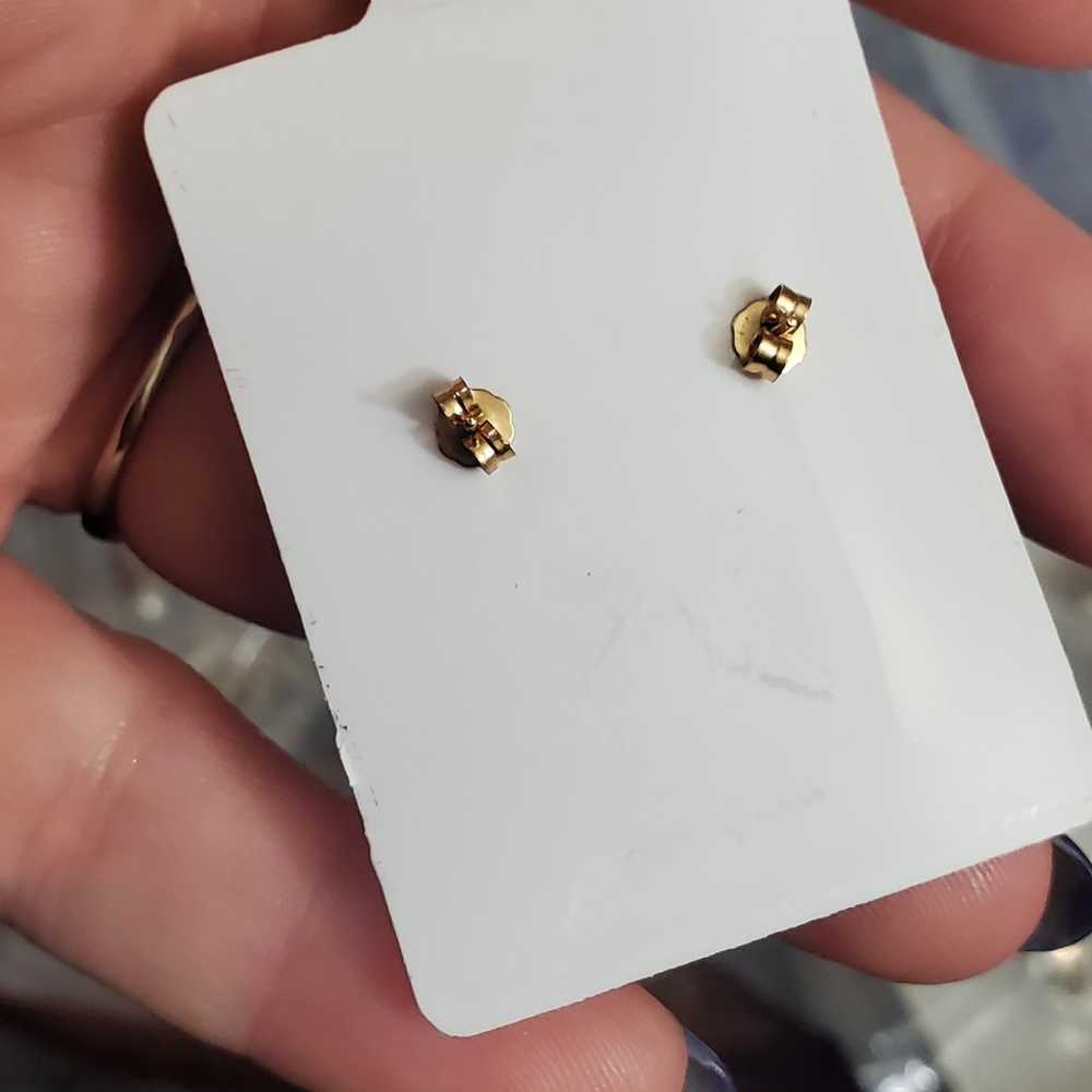 New. 14k large pearl earrings - image 2