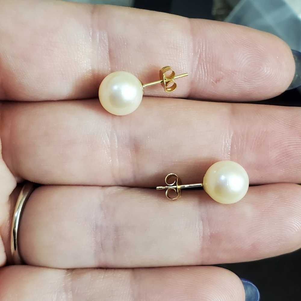 New. 14k large pearl earrings - image 3