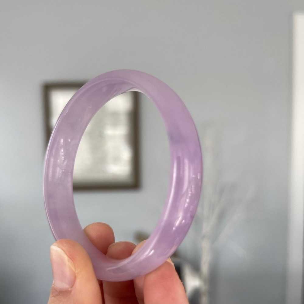 Vintage natural lavender jade bangle bracelet - image 4