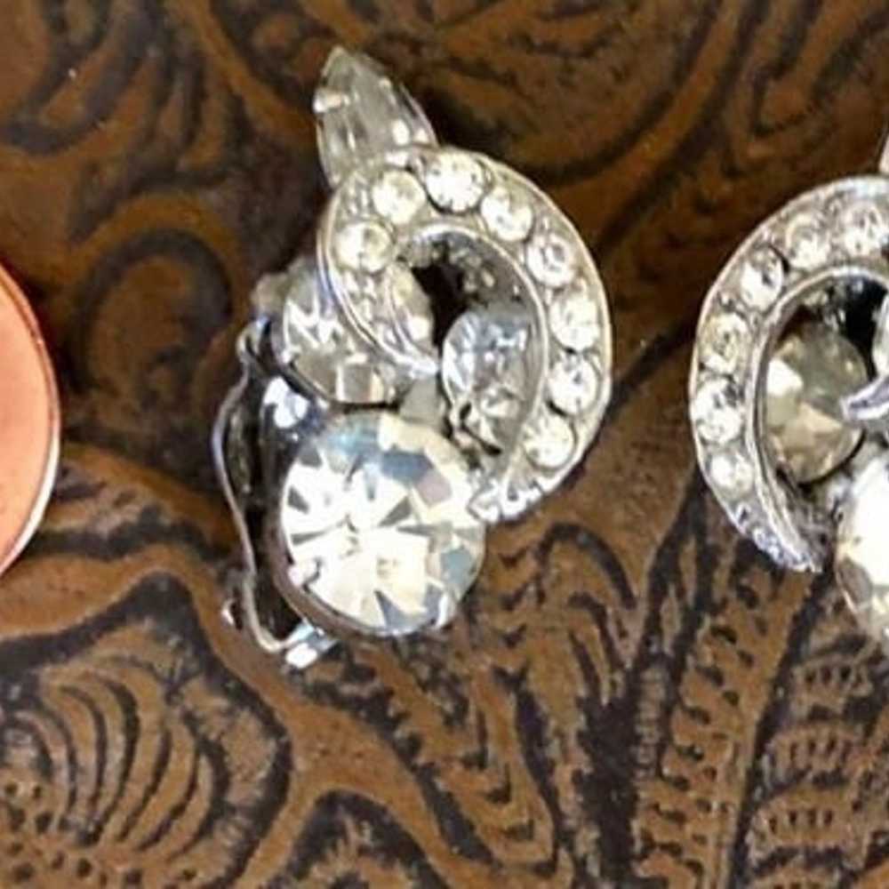 Vintage Weiss Crystal Earrings - image 3