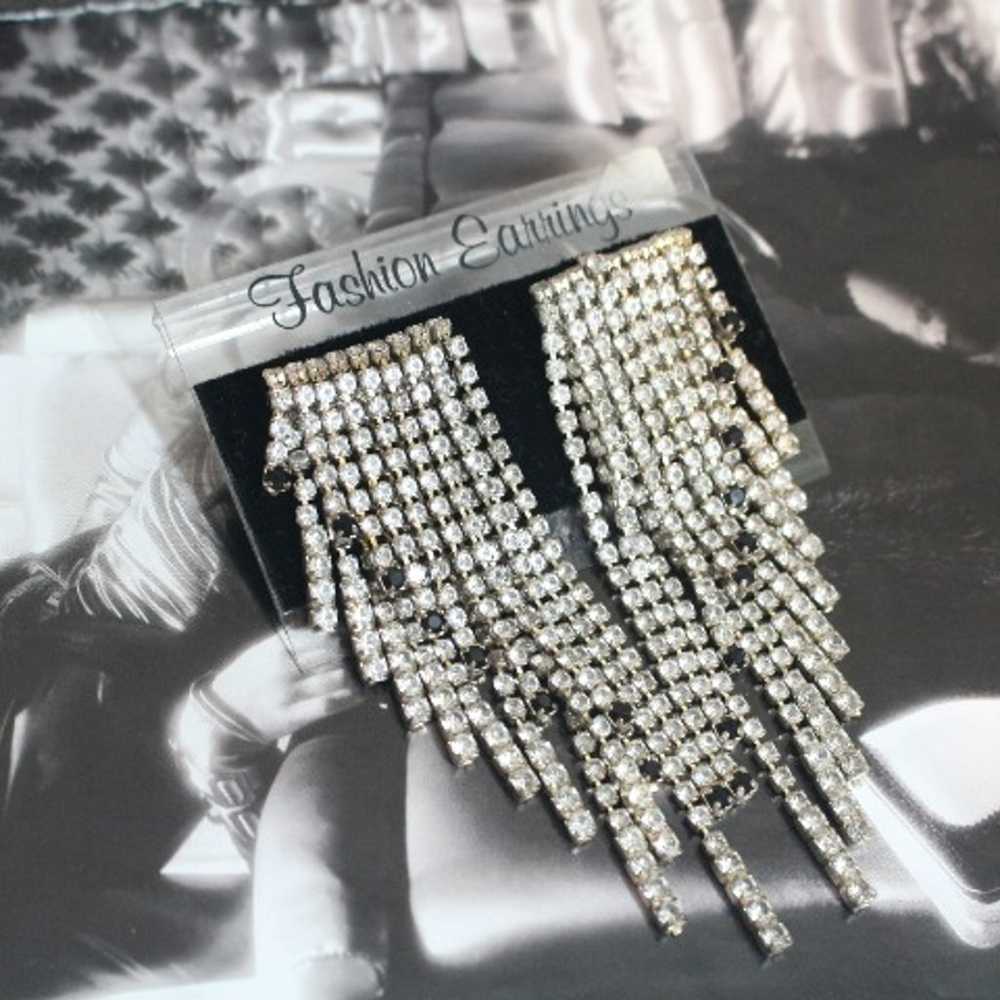 60's Glamorous Asymmetrical Earrings - image 5