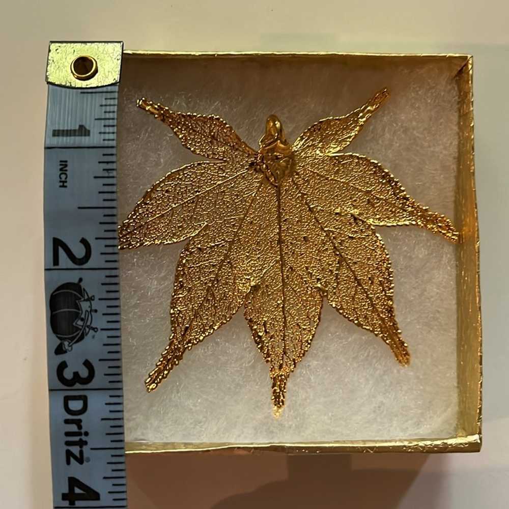 Vintage 24K Japanese Maple Leaf Pendant, Approxim… - image 3