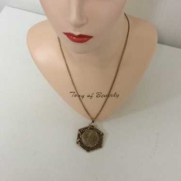 Women’s Sarah Coy Vintage Large Pendent Necklace