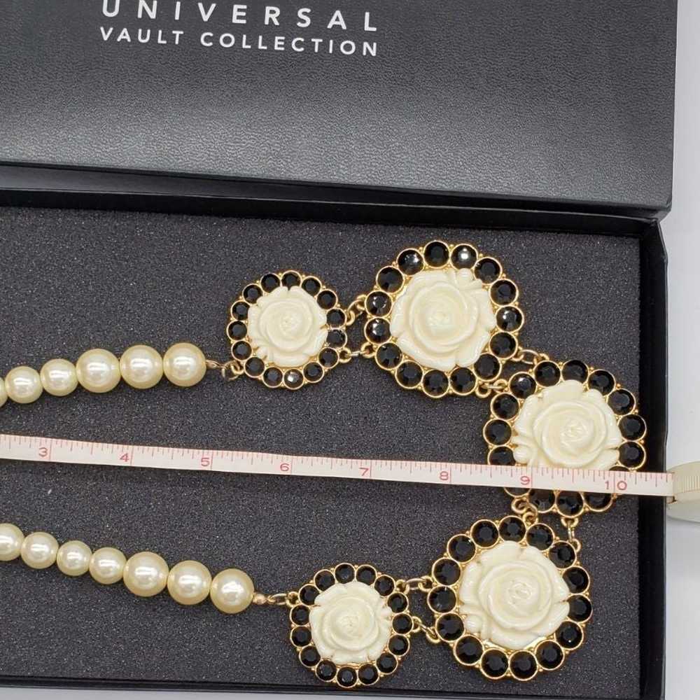 Universal Vault Collection HSN Necklace - image 9