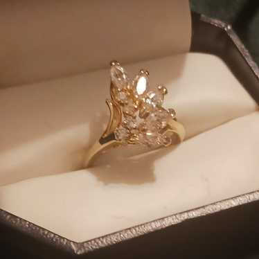 Marquise Cocktail Ring Gold-tone size7 - image 1