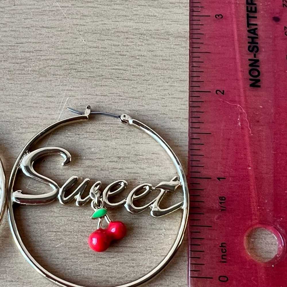 VINTAGE 1980’S SWEET CHERRY ON TOP OVERSIZED HOOP… - image 7