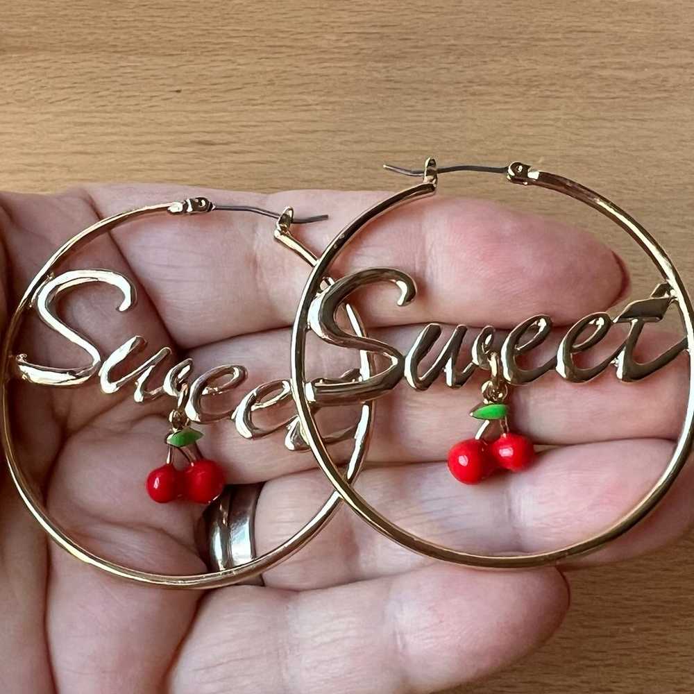 VINTAGE 1980’S SWEET CHERRY ON TOP OVERSIZED HOOP… - image 8