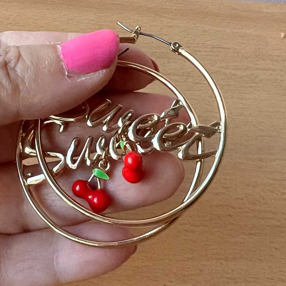 VINTAGE 1980’S SWEET CHERRY ON TOP OVERSIZED HOOP… - image 9