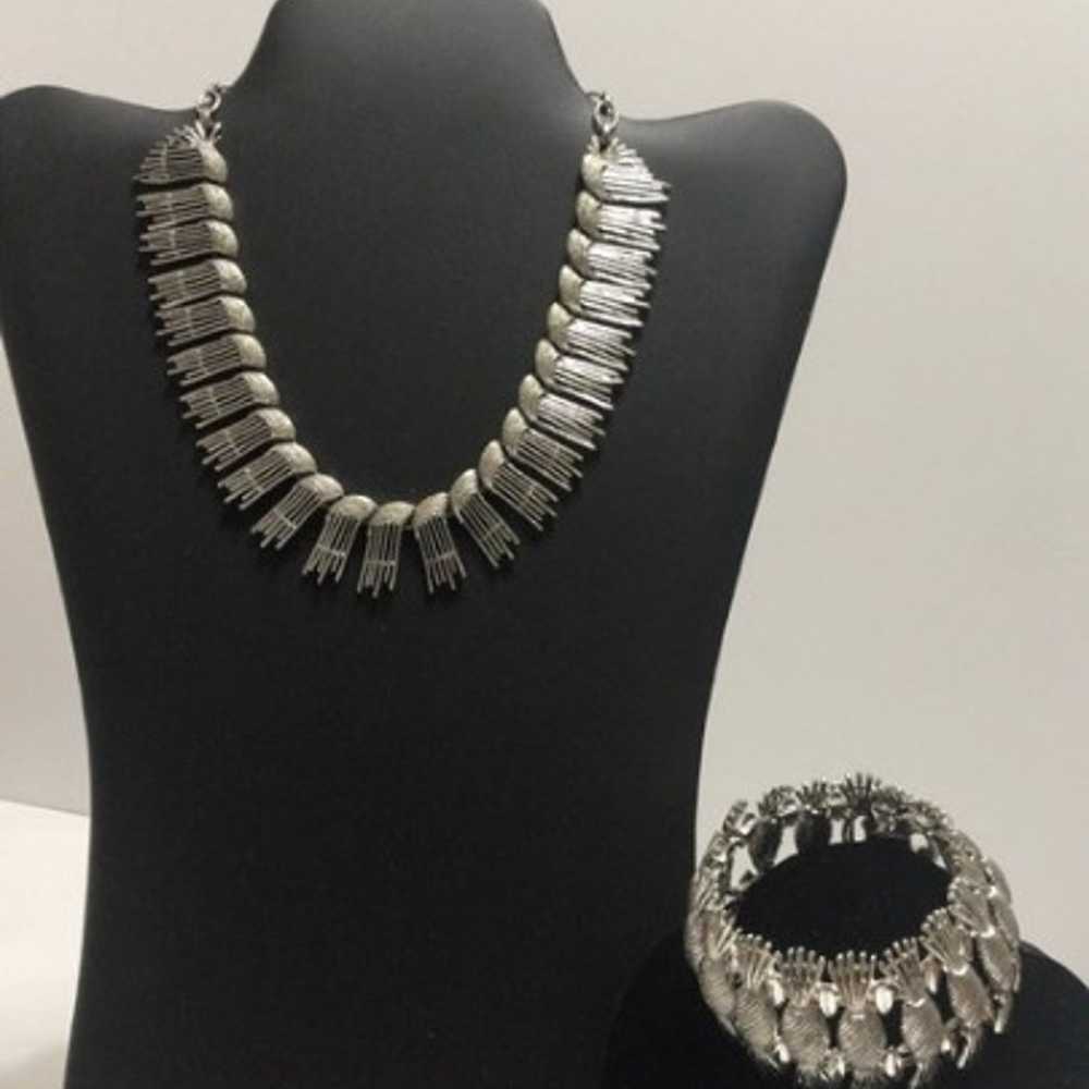 Sarah Coventry Silver Tone Necklace & Bracelet Set - image 1