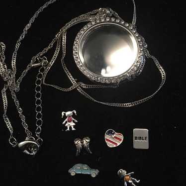 ORIGAMI OWL (HASH TAG MISSING ) PENDANT CHARMS CA… - image 1