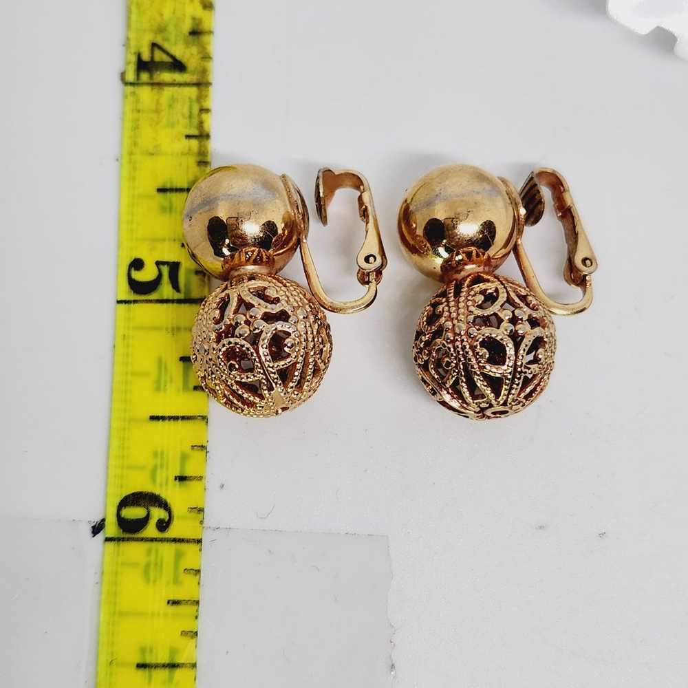 Vintage Dangle Filigree Textured Gold Tone Ball C… - image 3