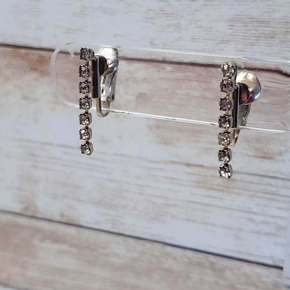 Vintage Screw On Earrings Clear Gem Strand Dangle… - image 4