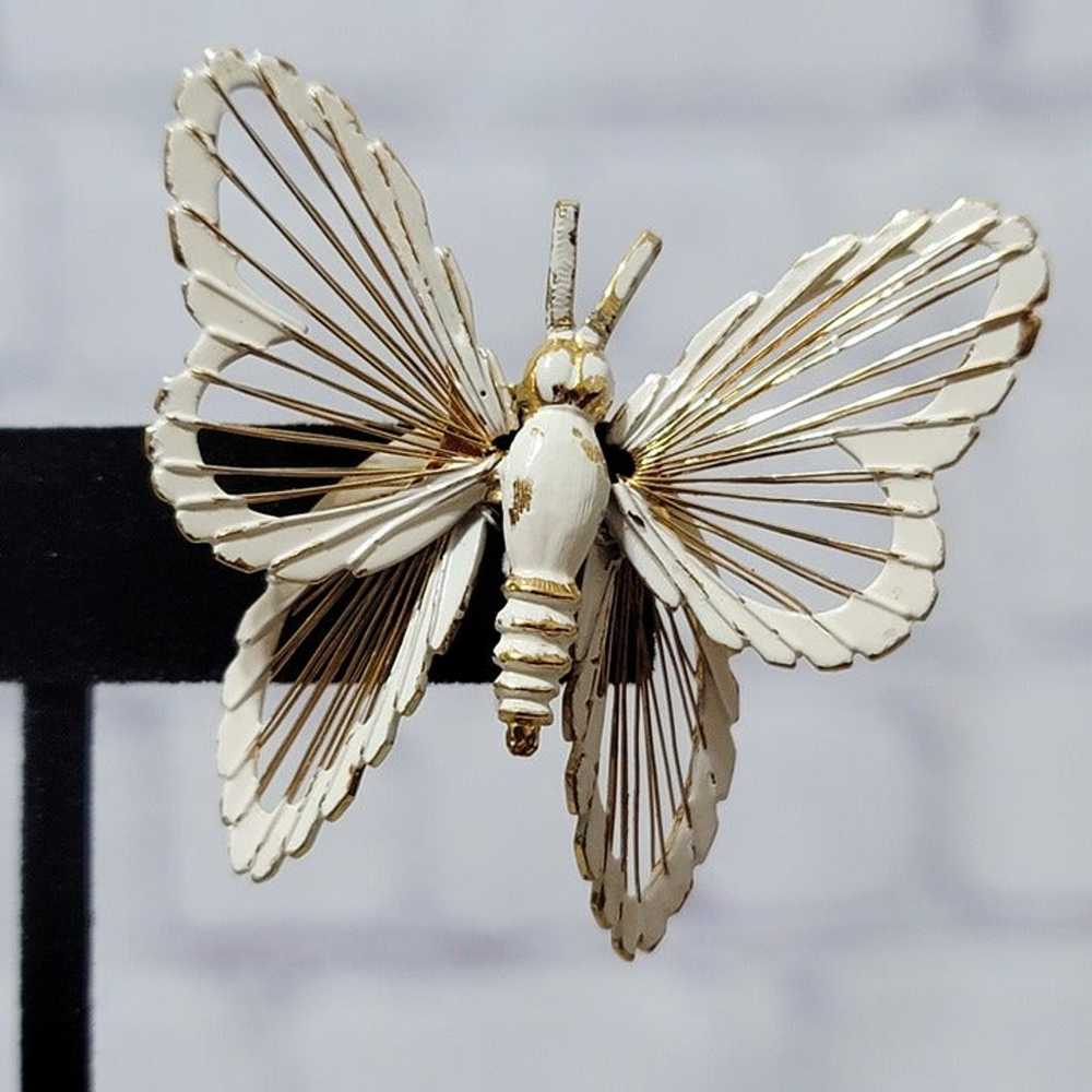 Vintage MONET Gold Tone Cream Enamel Butterfly Br… - image 1