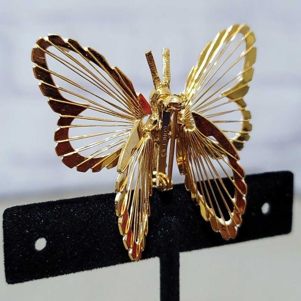 Vintage MONET Gold Tone Cream Enamel Butterfly Br… - image 4