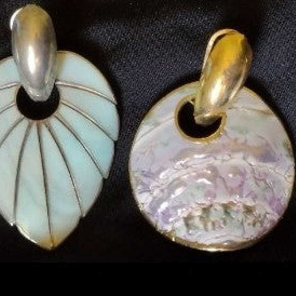 2 pair of vintage abalone Earrings. - image 8