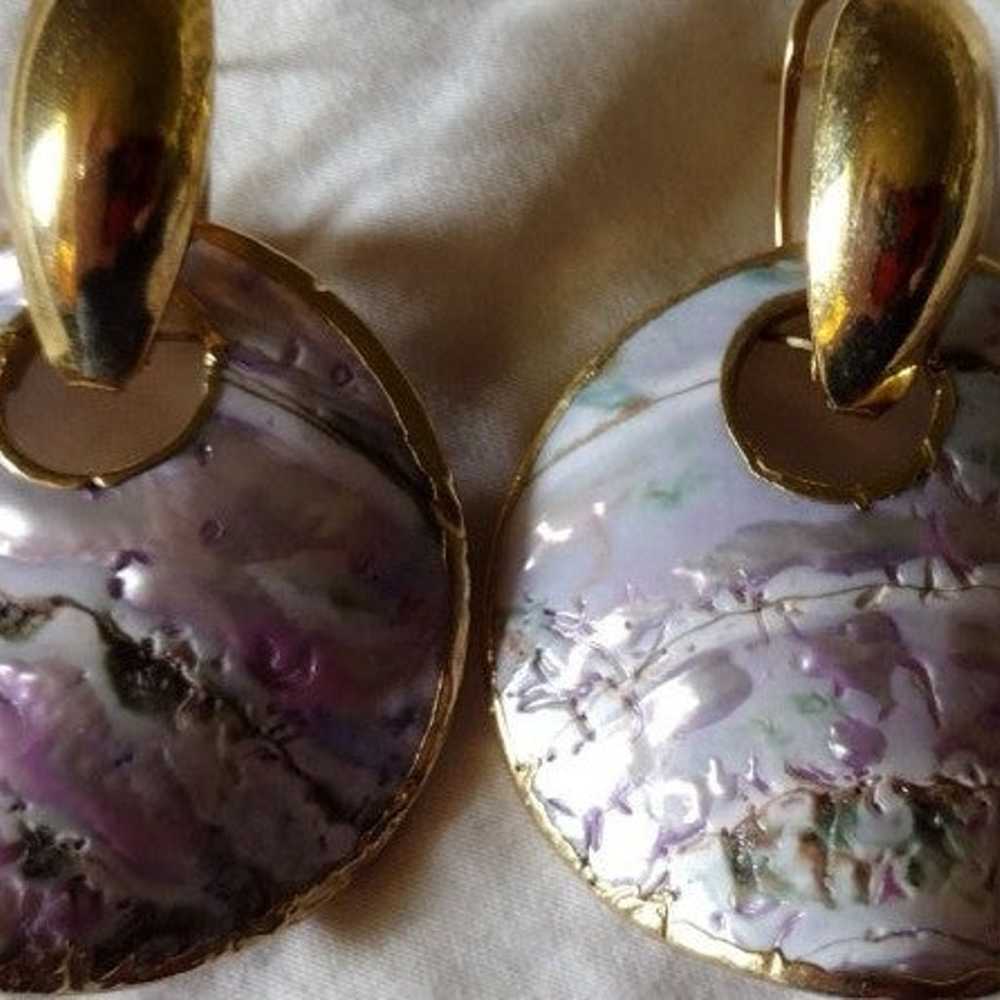 2 pair of vintage abalone Earrings. - image 9