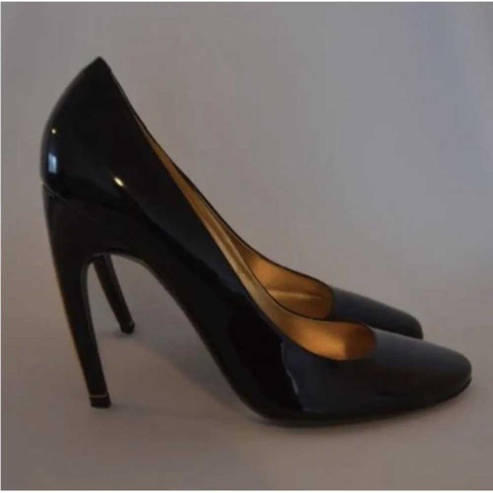 Roger Vivier Trompette patent leather heels - image 6