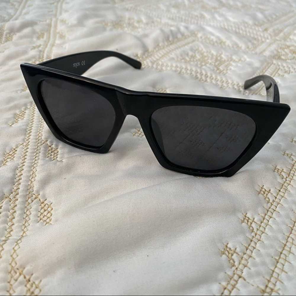 SOJOS VINTAGE CATEYE POLARIZED OVERSIZED GLASSES - image 1